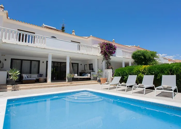 Feriehus Charming Townhouse/5bedrs/front Beach/private Pool *